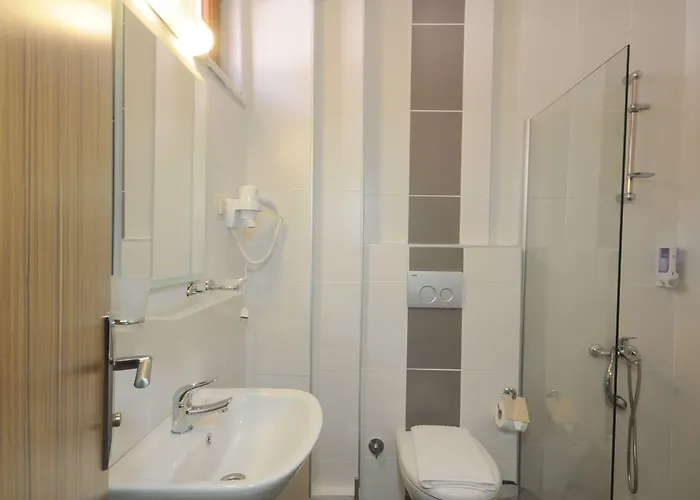 Kent Studyo Bed and breakfast 3*